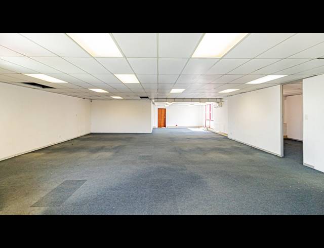 393M² OFFICE TO LET IN FERNDALE